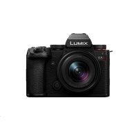 Panasonic Lumix S5 II + Lumix S 18-40mm